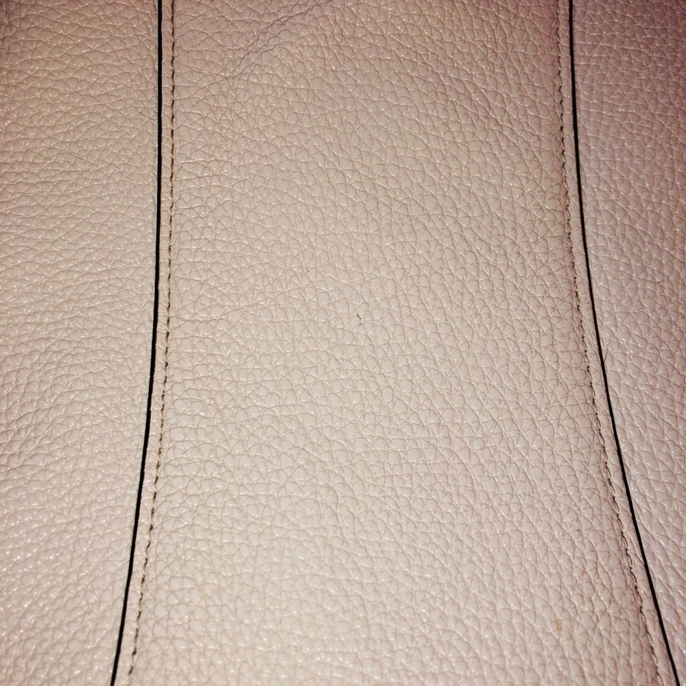 Handbag - Picture 3 of 8